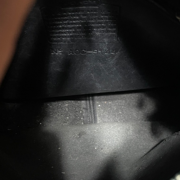 Vintage Coach 9144 LEGACY Studio Flap Leather Crossbody - Picture 3 of 12